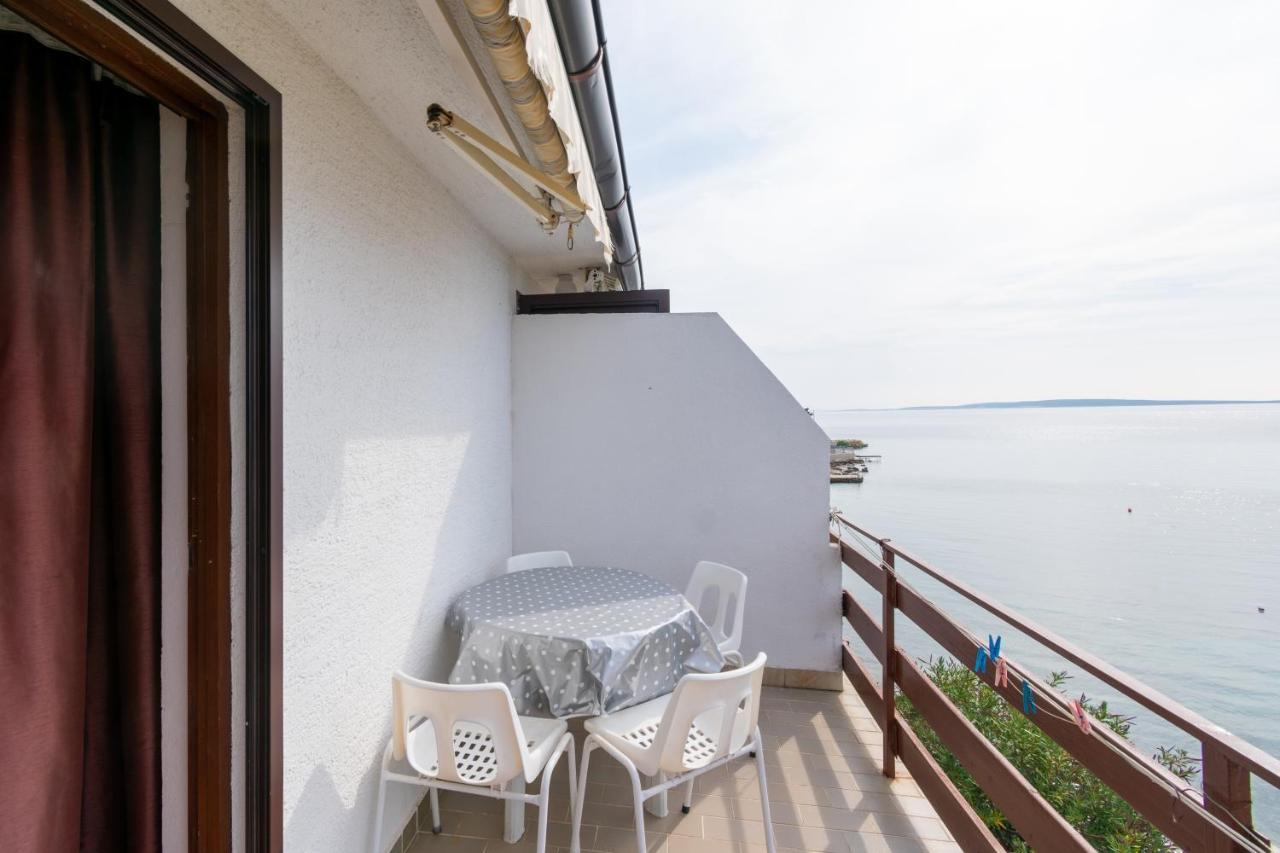 Apartments By The Sea Mandre, Pag - 4101 Kolan Esterno foto